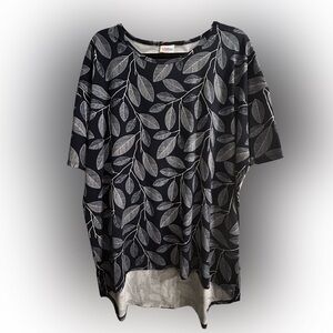 LuLaRoe Irma Tunic L Navy Blue White Leaf Print High Low Boho